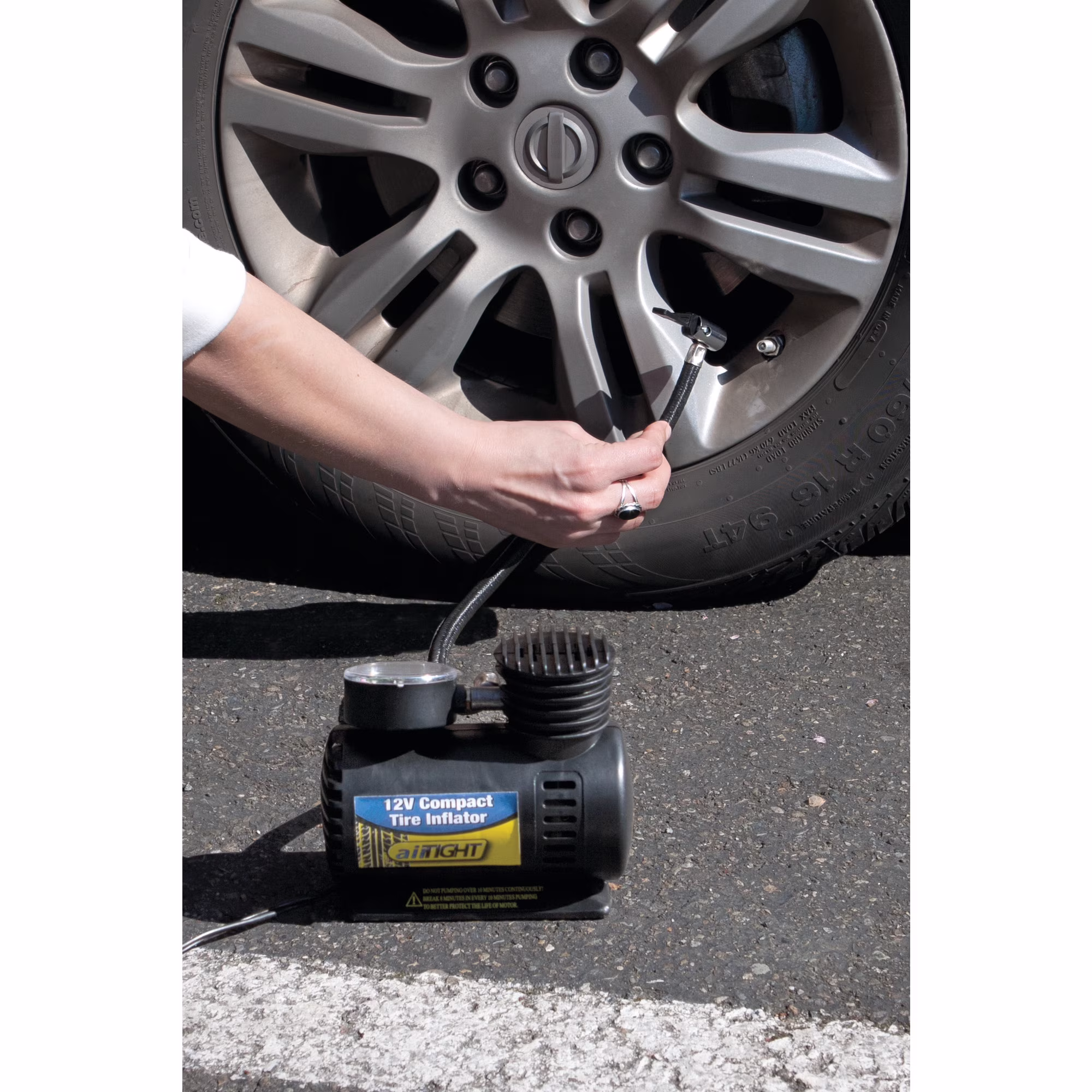 Performance Tool Premium Roadside Emergency Kit with Jumper Cables and Tire Inflator (1 Kit) tr5zs - Image 3
